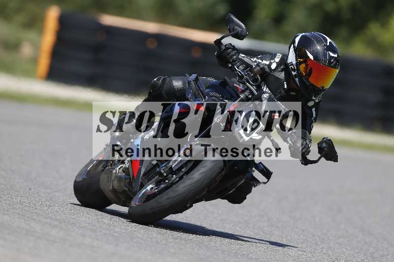 /43 08.08.2025 Discover the Bike ADR/Race 3 rot/9
